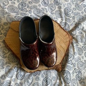 Cheetah print Dansko